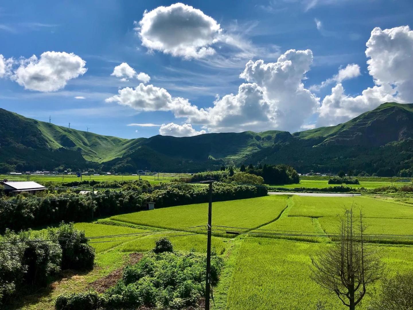 Отель Aso Hakuun Sanso Экстерьер фото